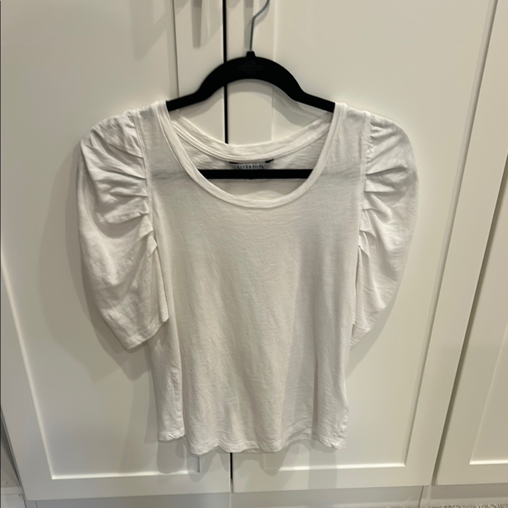 Liverpool White Ruched Puff Sleeve top. Size XS. Great condition.
